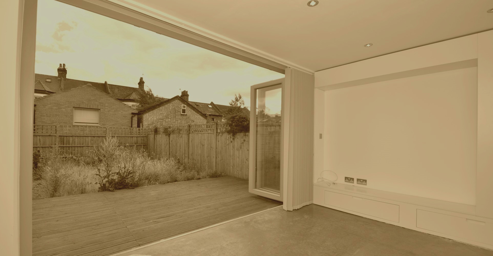 Slider, Glaziers in Plaistow, E13